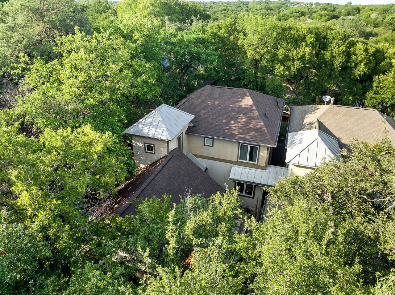 Charming Deep Eddy Retreat in the Heart of Central Austin