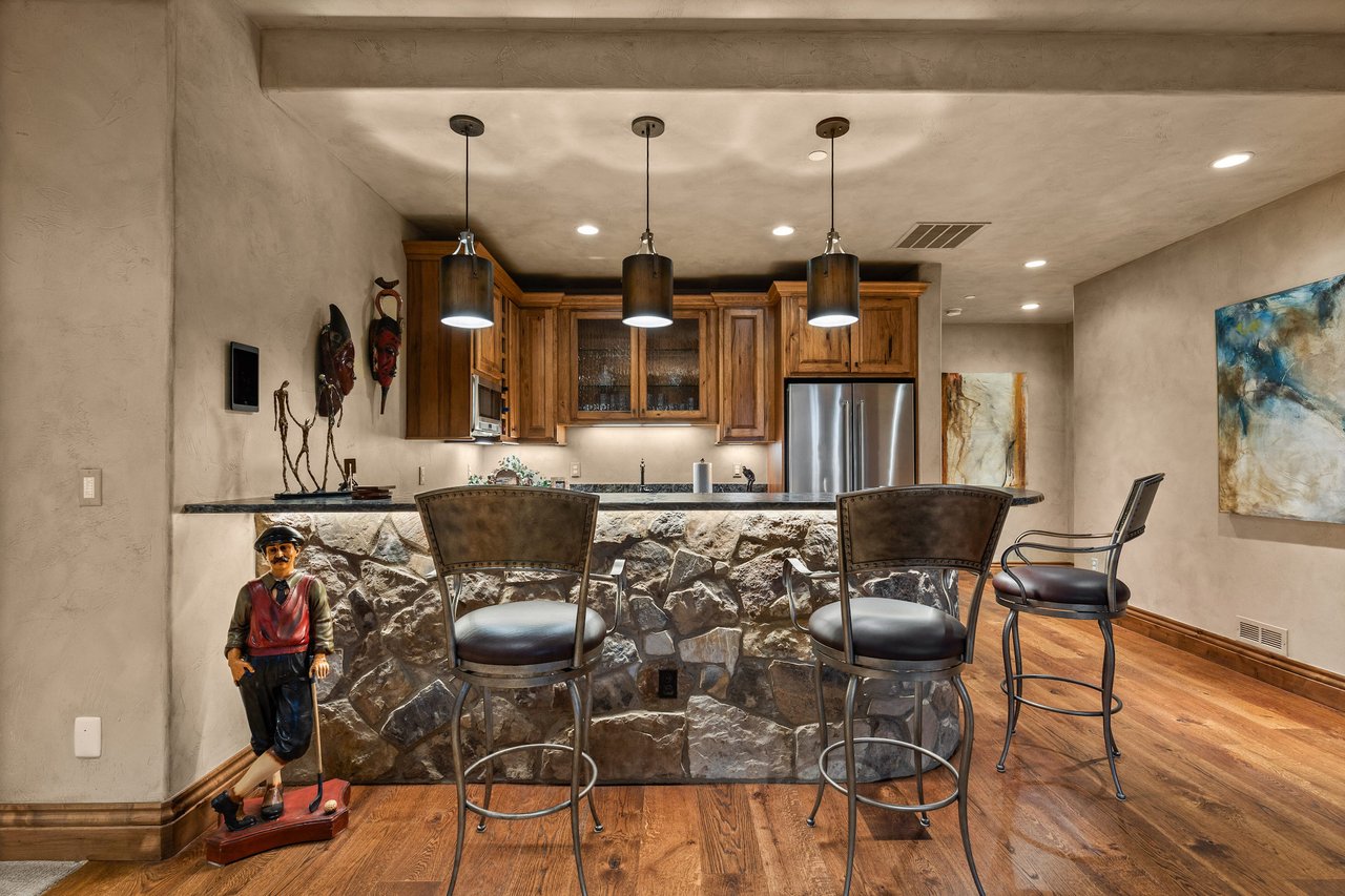 11328 Dante Circle