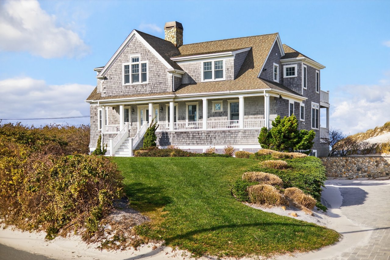 Private Beachfront Residence on Cape Cod Bay