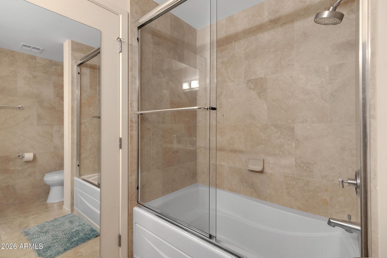 7161 E Rancho Vista Dr, #4003