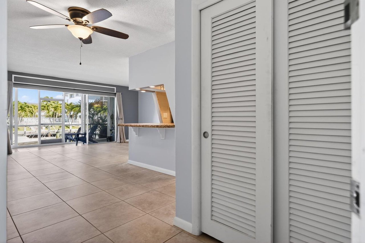 121 Wettaw Lane Ln #112