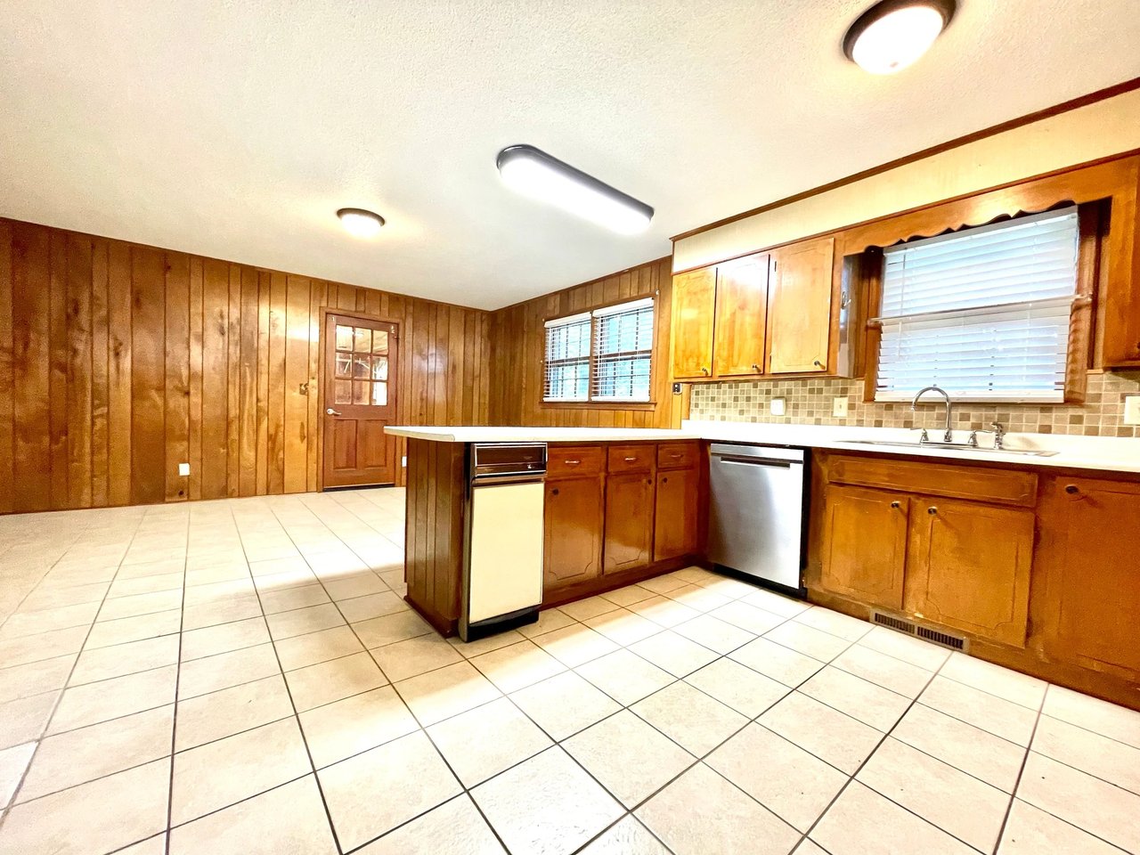 SOLD- Discover Your Dream Home in Lakewood Heights, 318 Hillandale Road, Liberty, SC