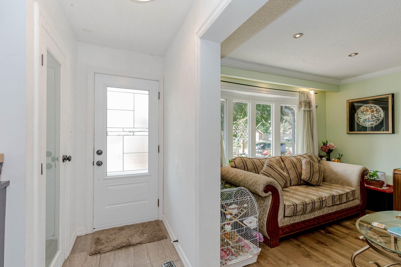 11 Glenmore Crescent