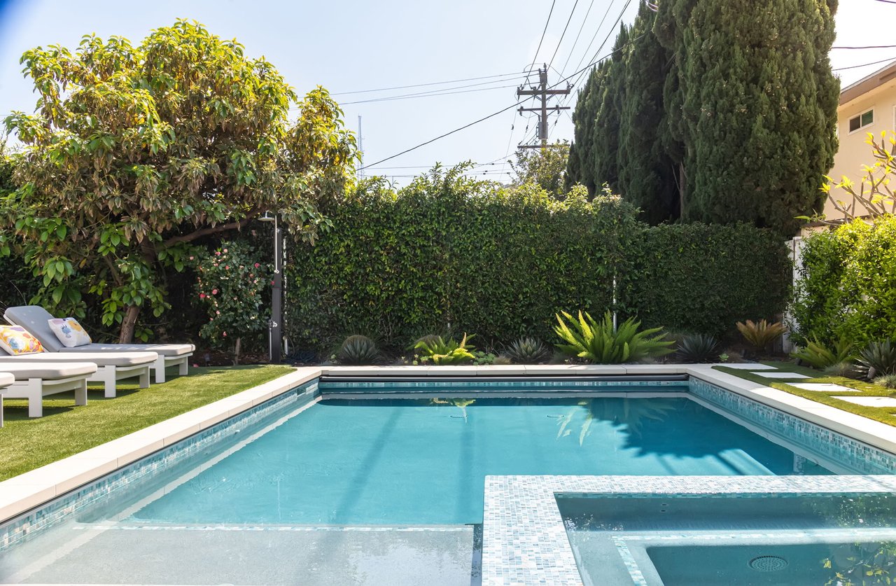 4235 Lafayette Place