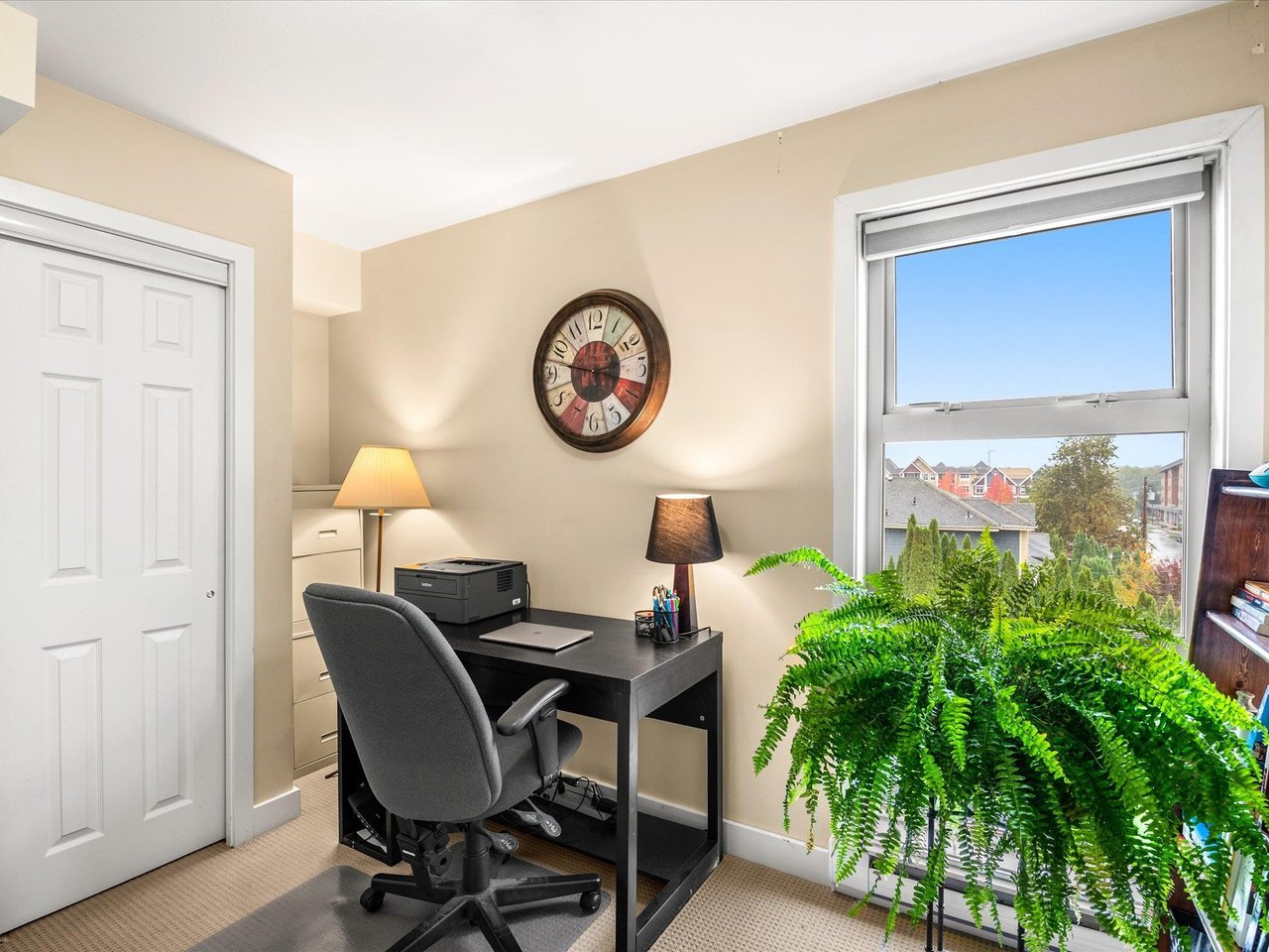 1310 Victoria St, #401