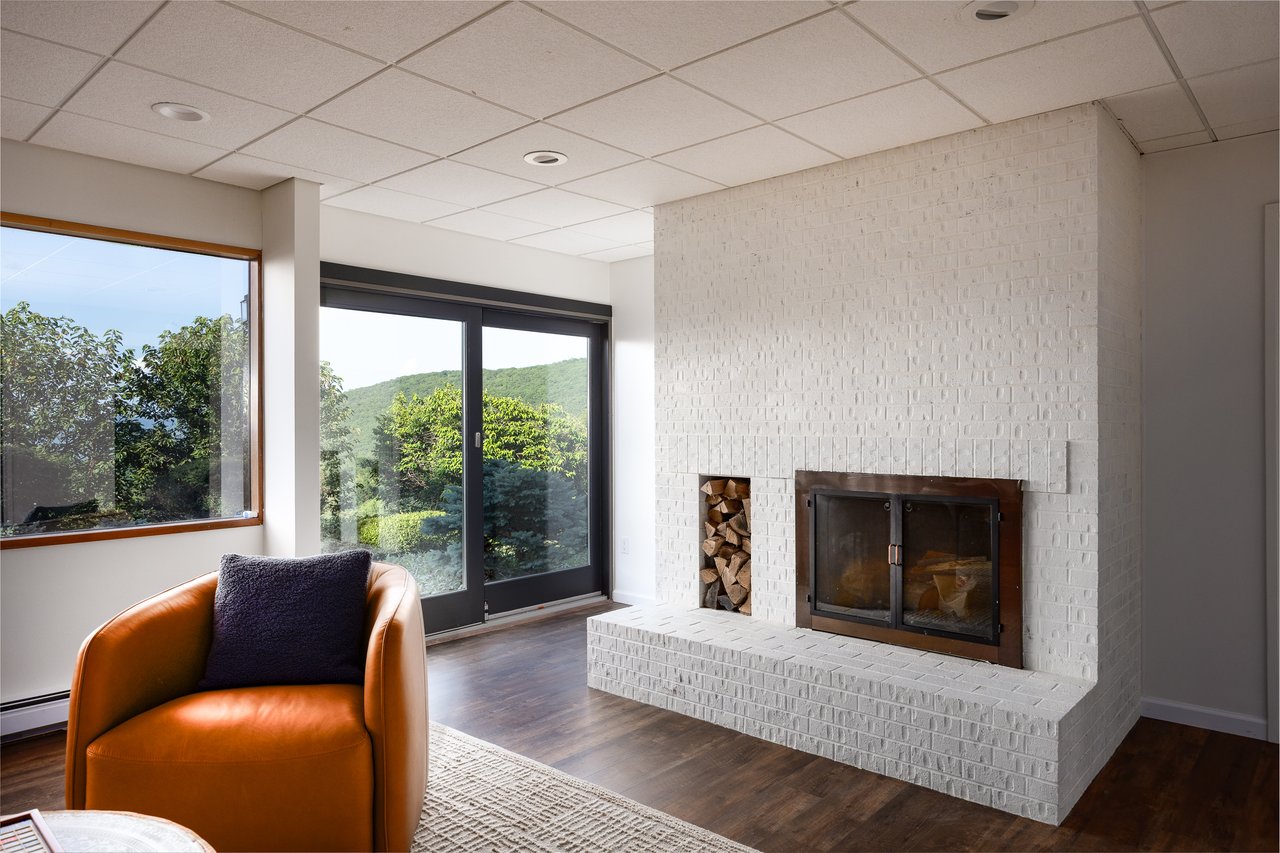 12 Mountain Brook Road