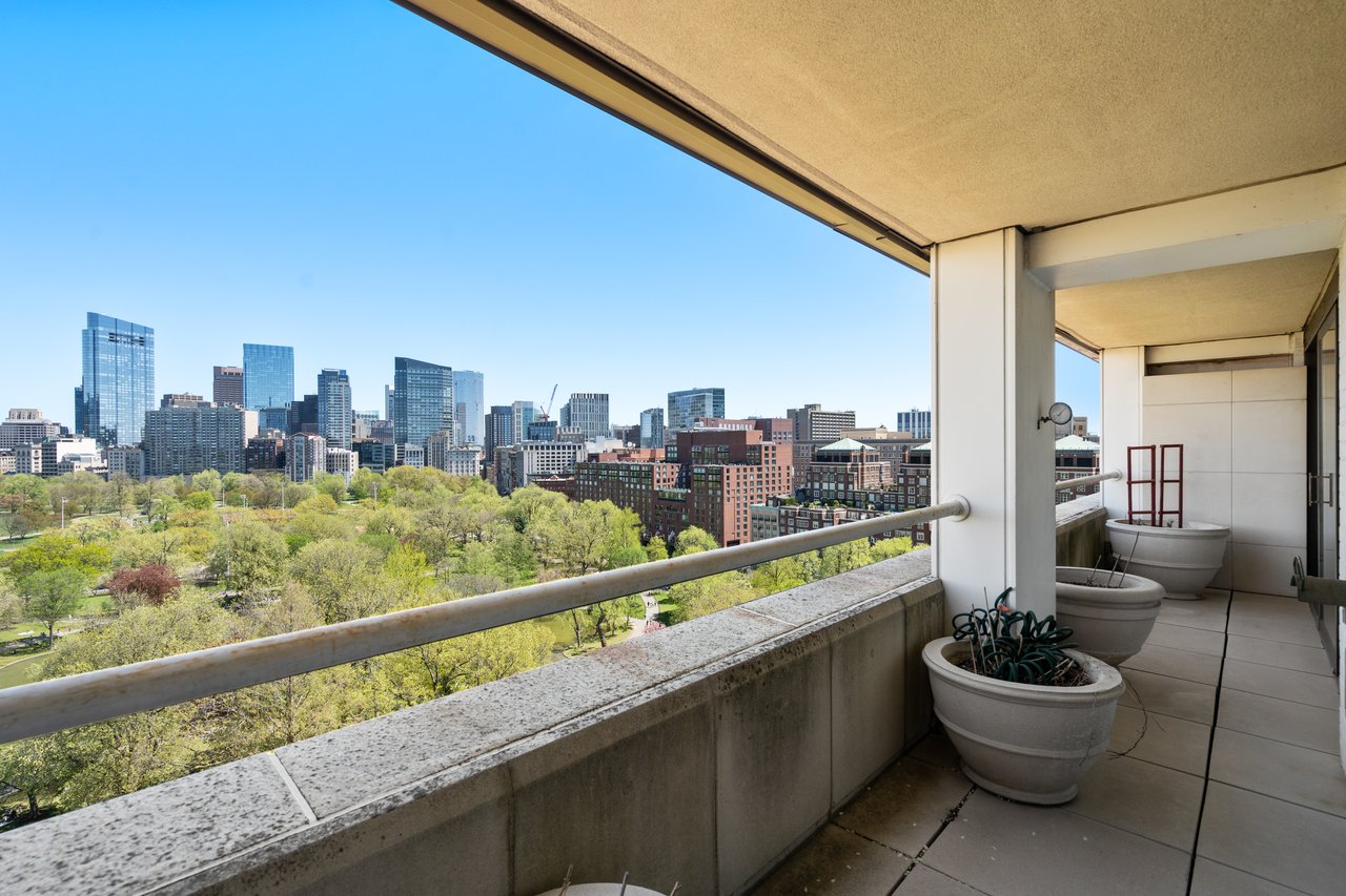 The Carlton House 16BCD