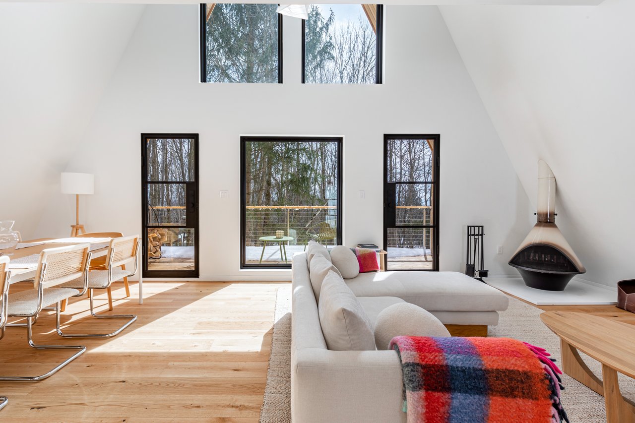 9 Mountain Lane