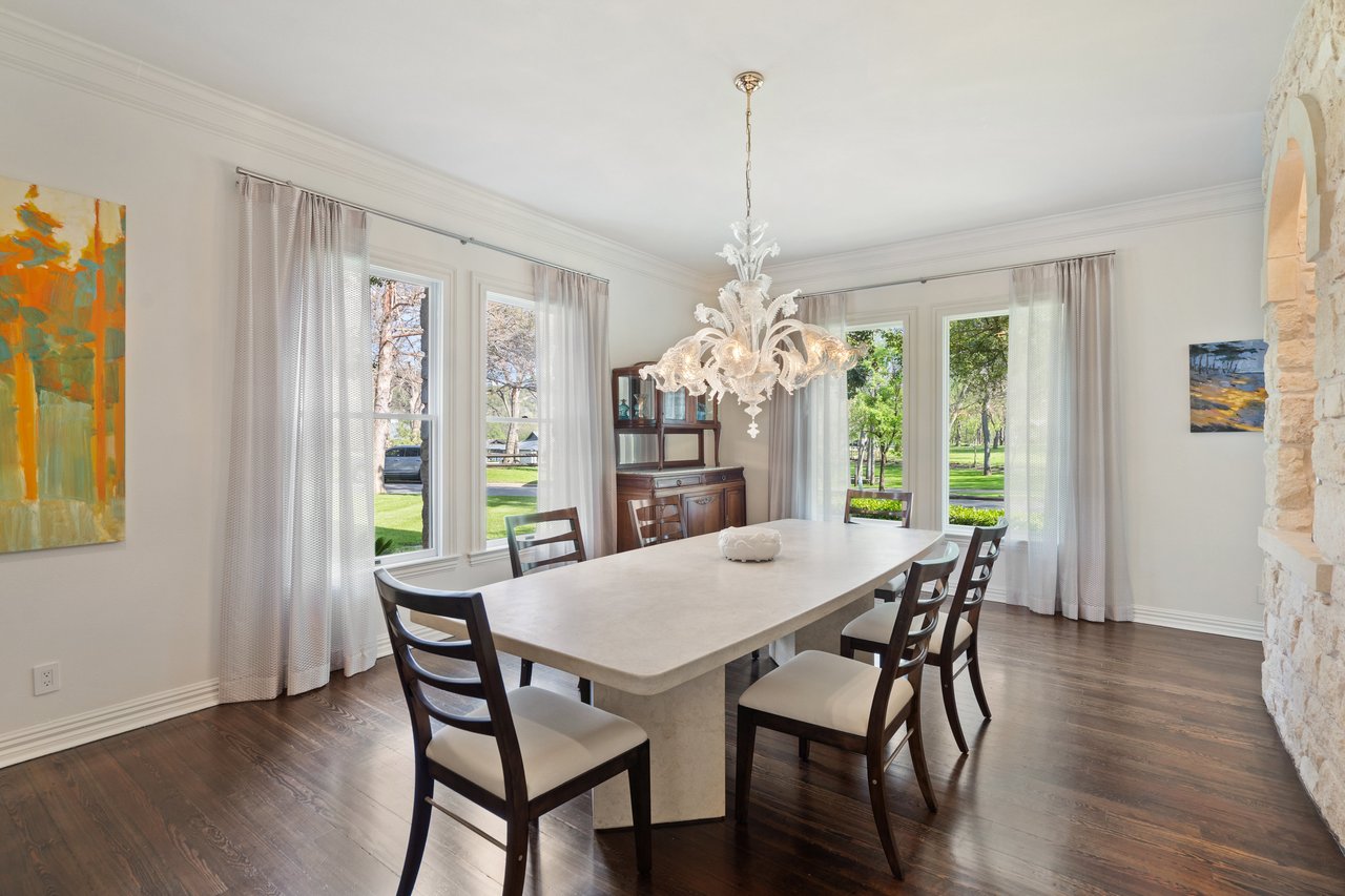 Island Wood Luxury