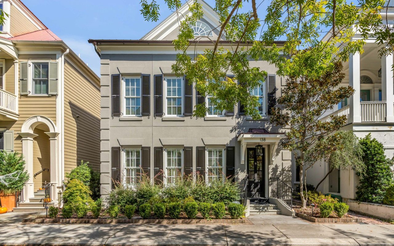 Sophisticated I’On Home With A Frog – 138 Ionsborough Street