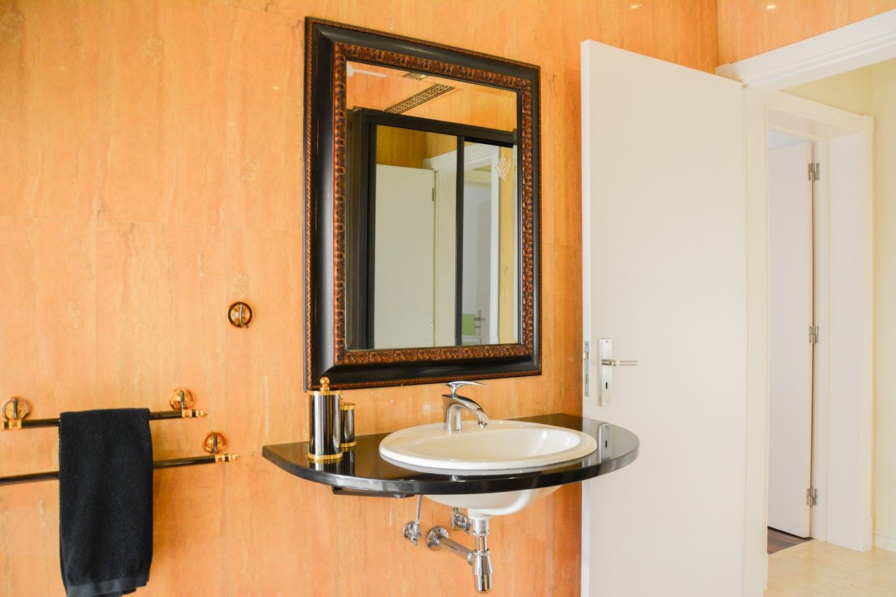 Luxury 4-Bedroom Villa with Indoor Pool – São Miguel, Azores