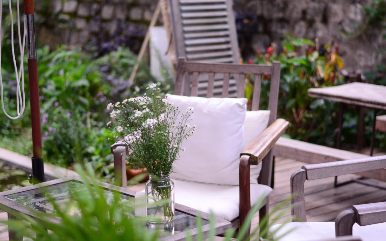 6 Ways to Easily Transform Your Patio