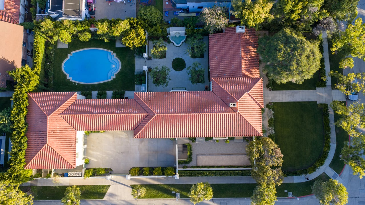 402 S Las Palmas Ave, Hancock Park