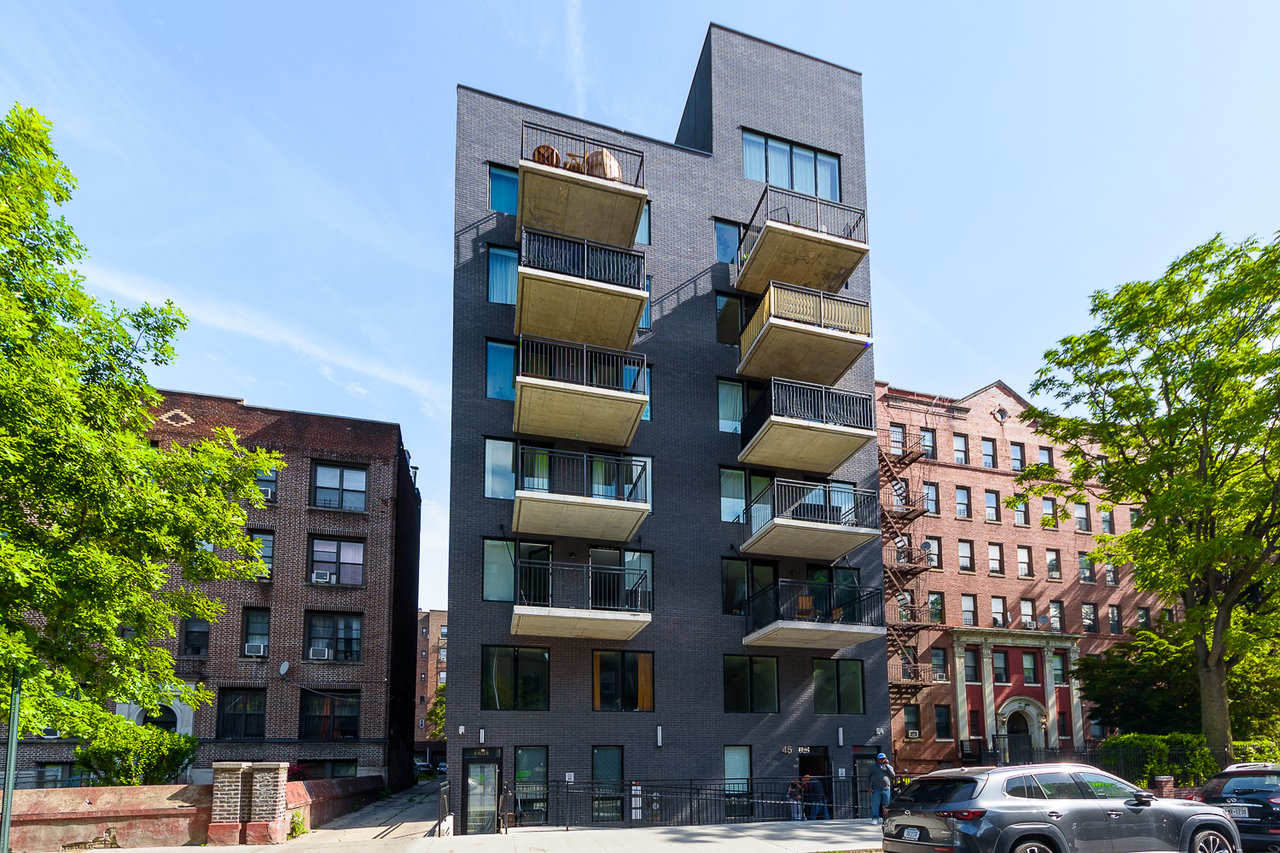 45 Lenox Road - Brooklyn - Building