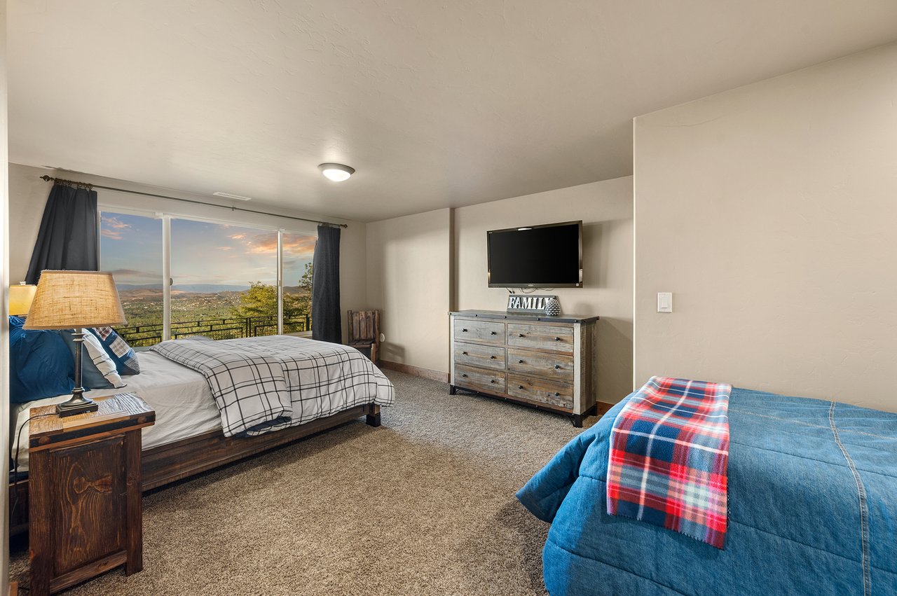 2700 W BUTTERFLY Ridge