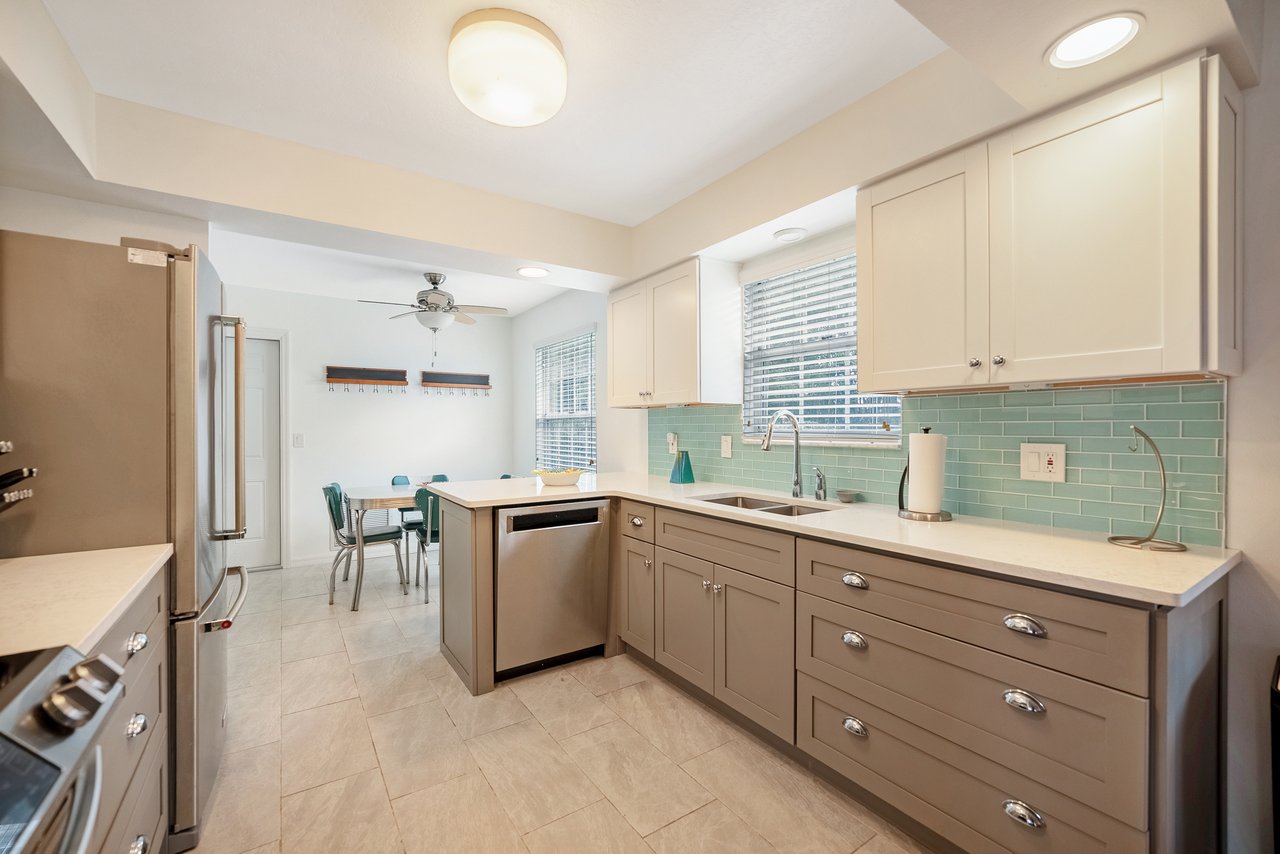 3380 NW 44th ct