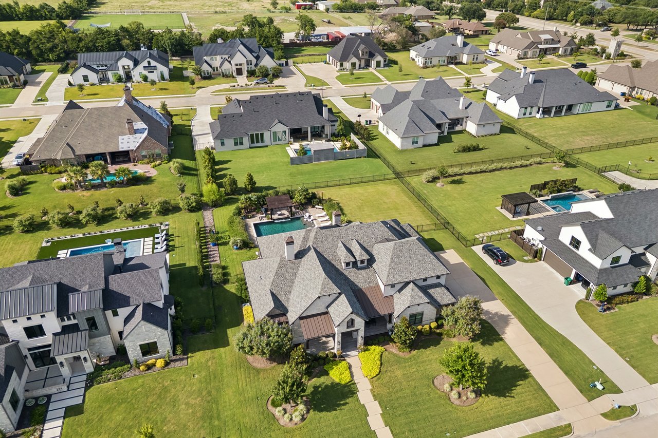 317 Knights Trail