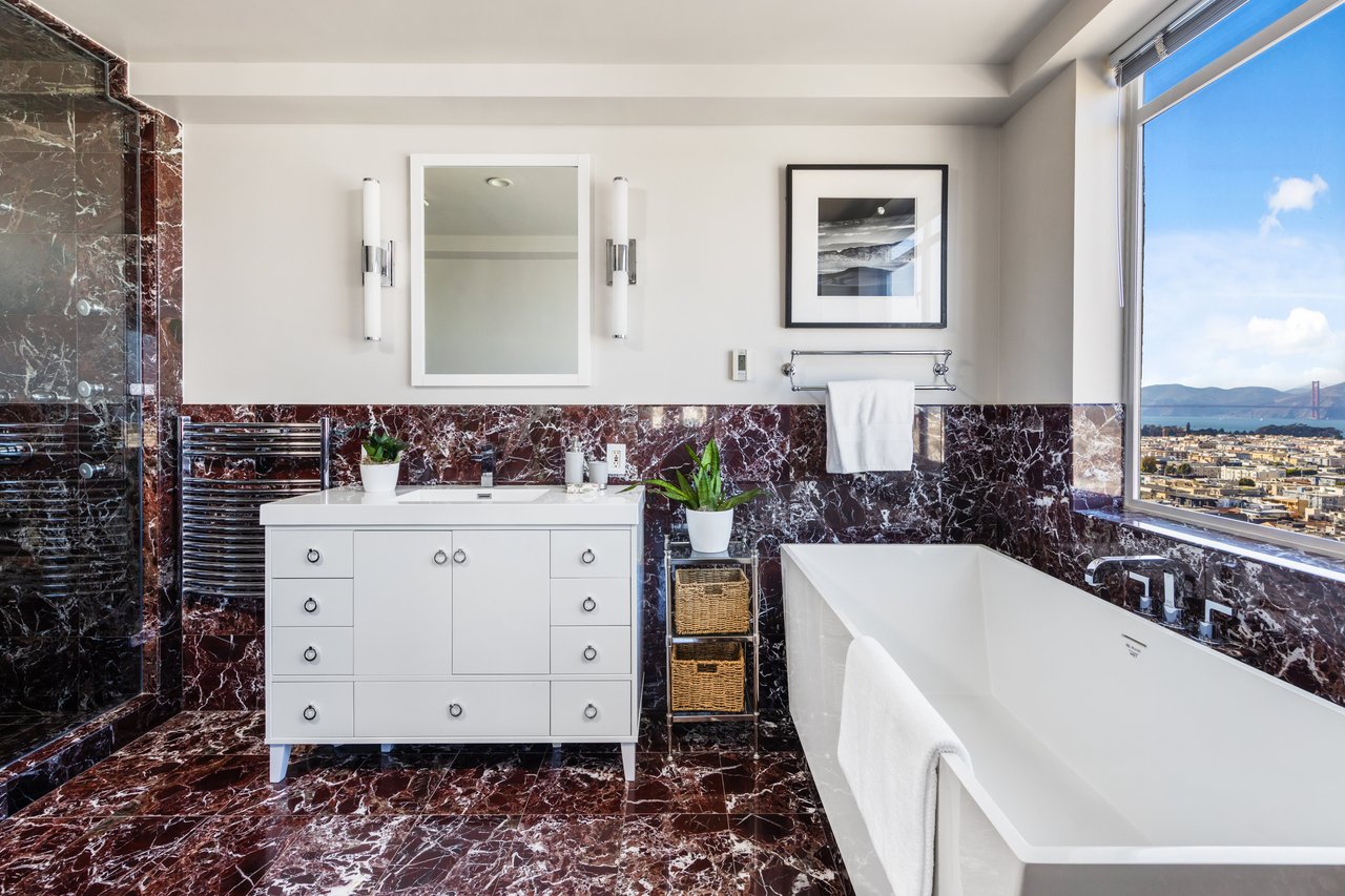 2100 Green Street Penthouse