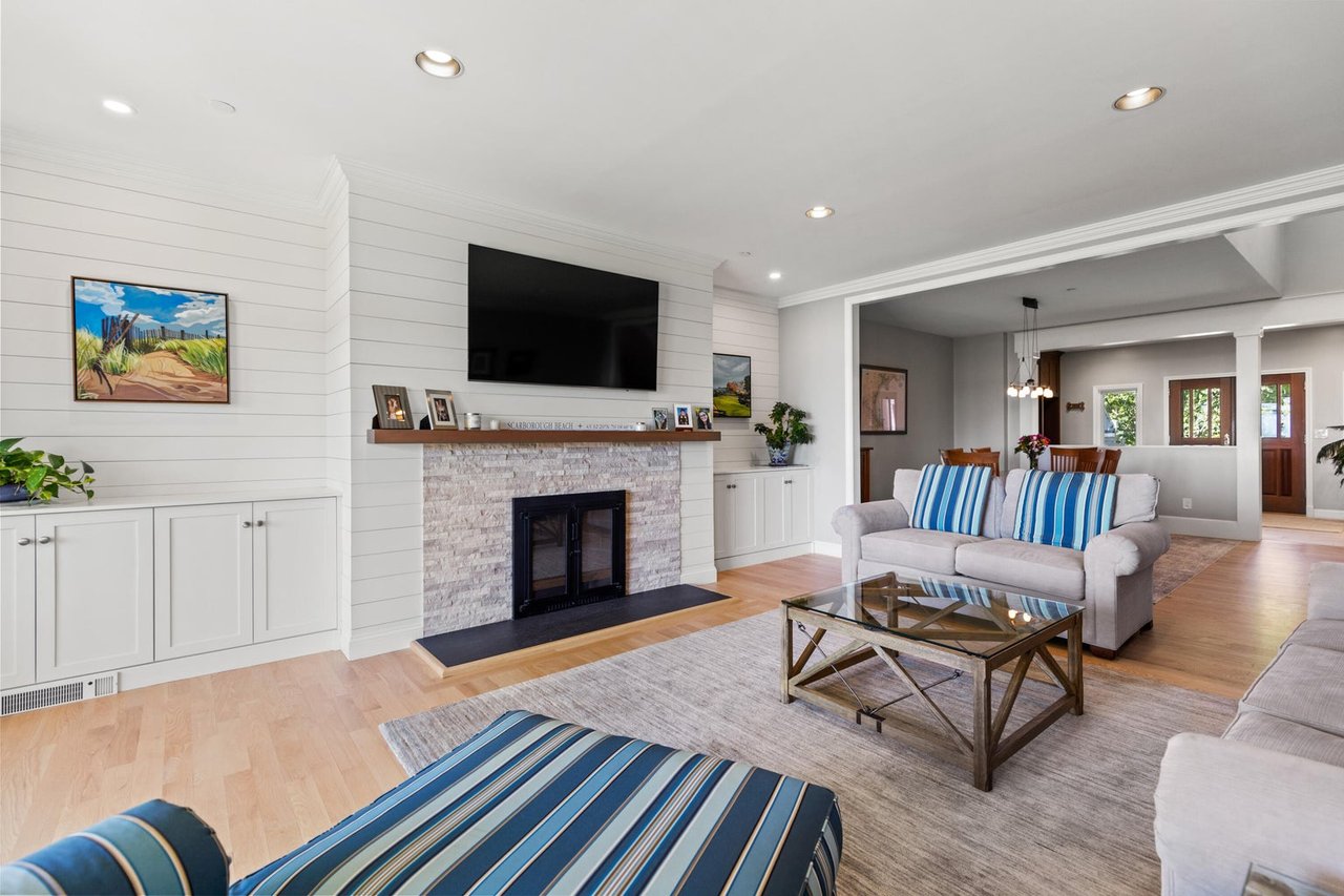 16 Atlantic Drive, Unit #: 16
