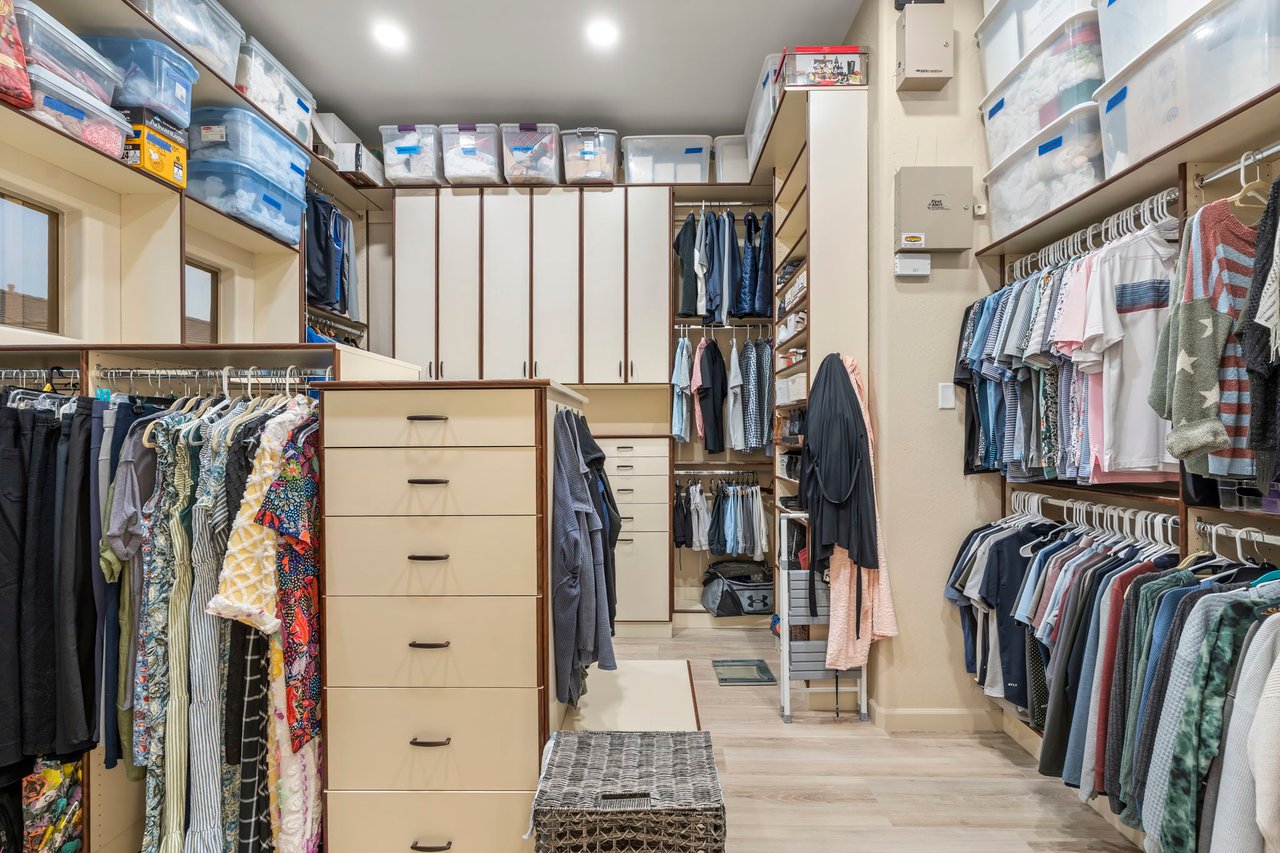 11063 E JASMINE Drive