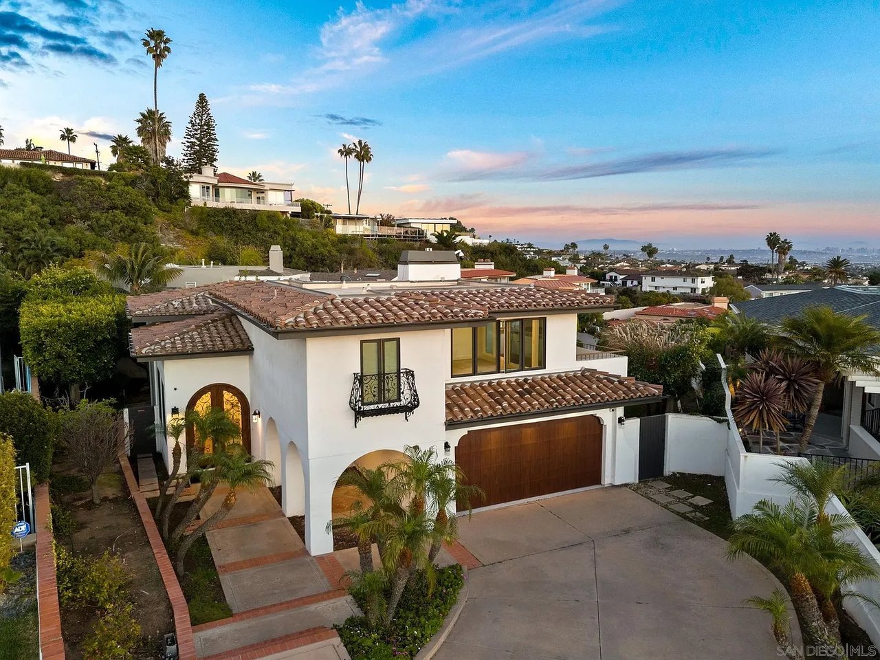 5791 La Jolla Corona Dr