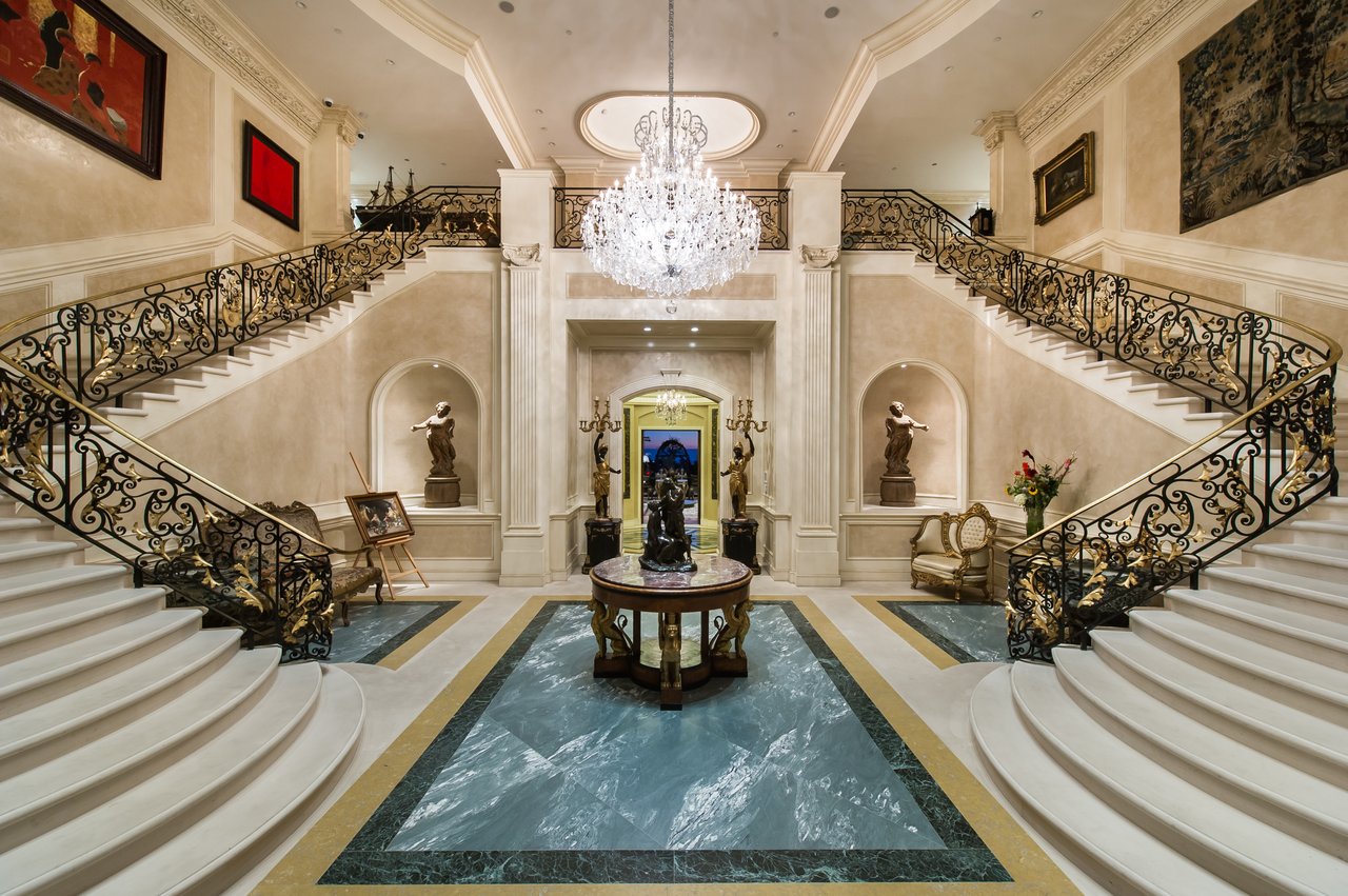 9505 Lania Lane, Beverly Hills