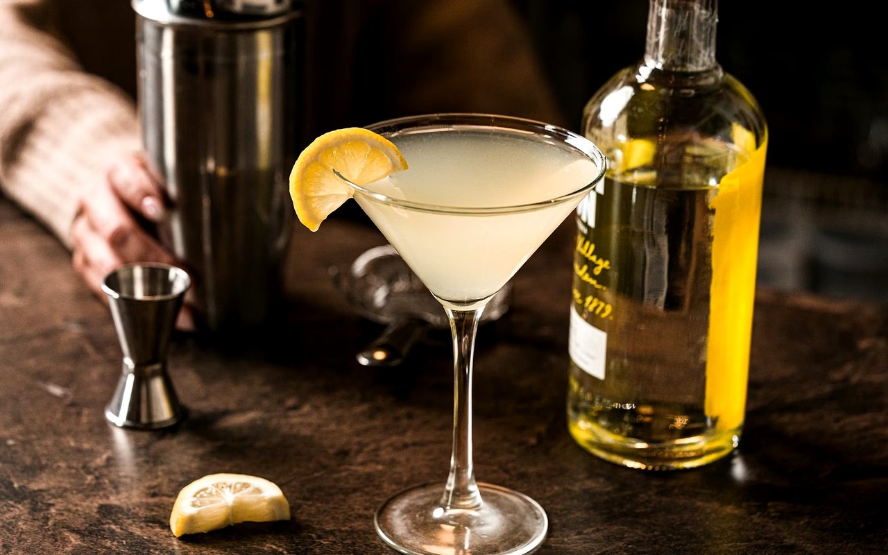 Best Happy Hour Destinations Near Monroe, CT