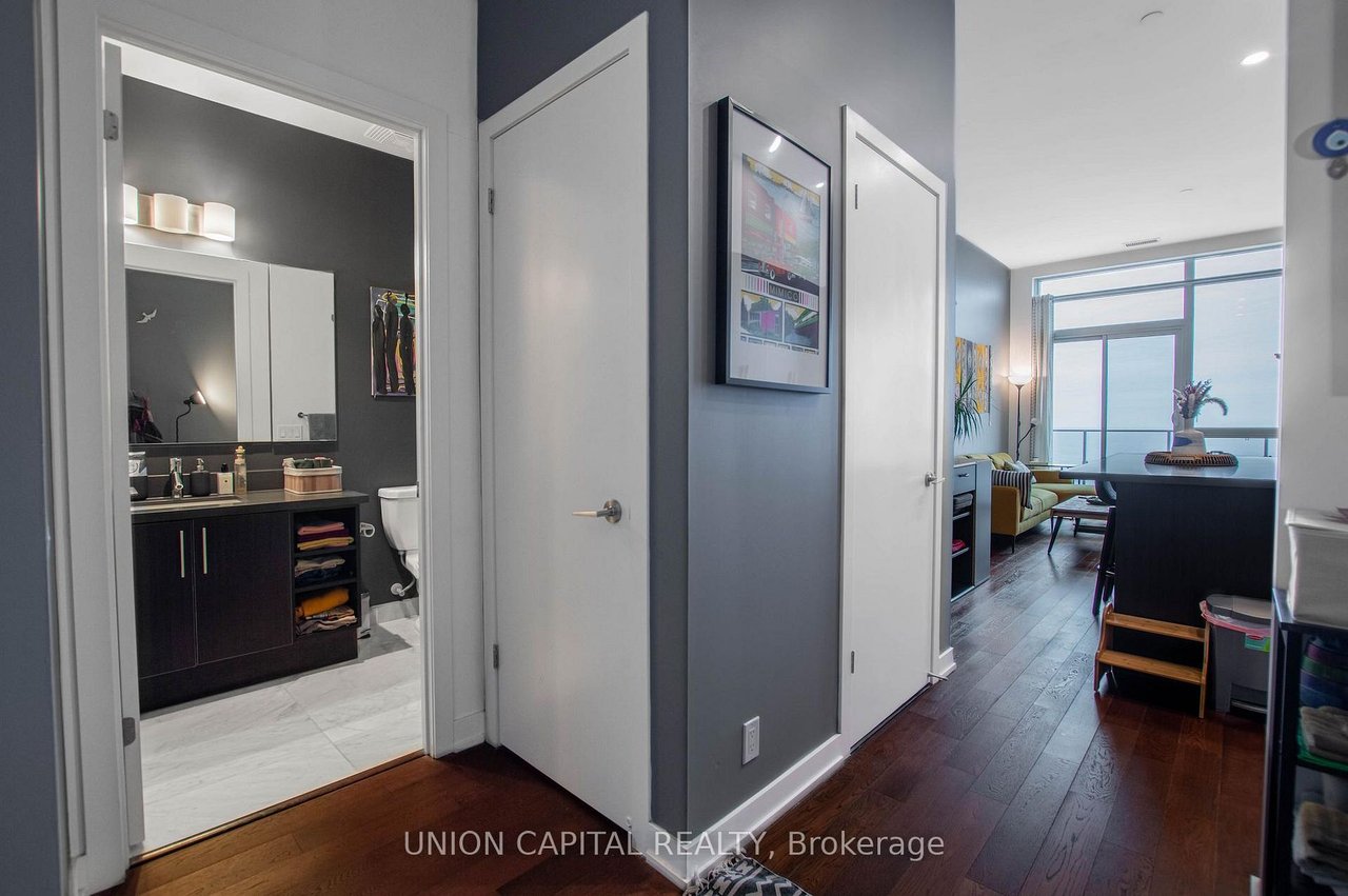 HUMBER BAY PENTHOUSE 