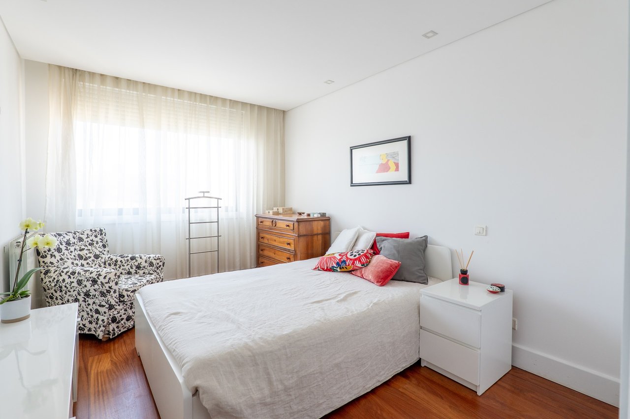 3-bedroom Sea View Duplex in Leça da Palmeira – Elegance, Space & Unmatched Location