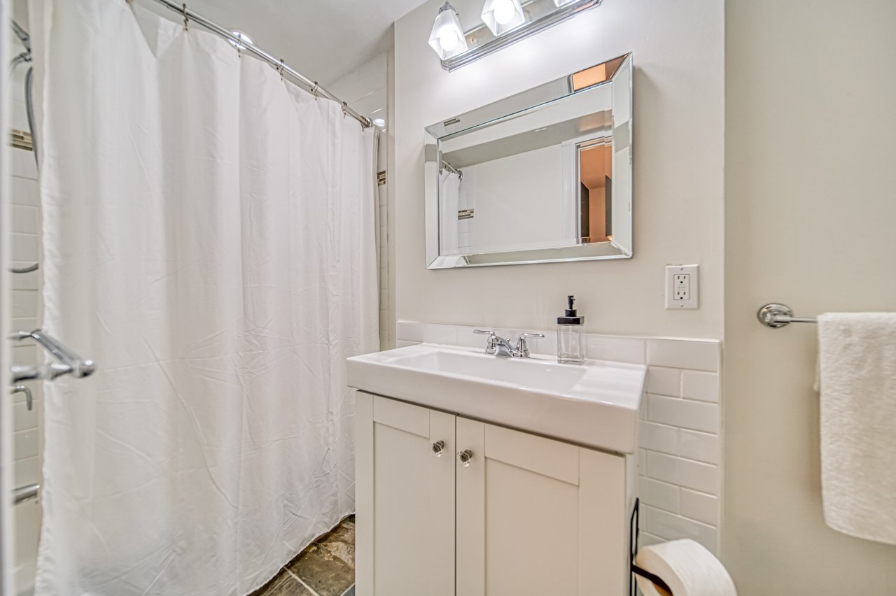 Upper Beaches Main Level