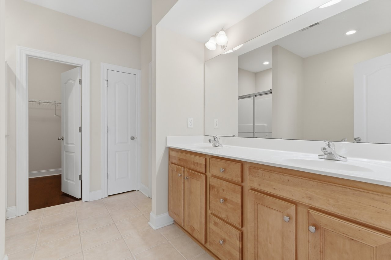 Madison City Schools End-Unit Townhome