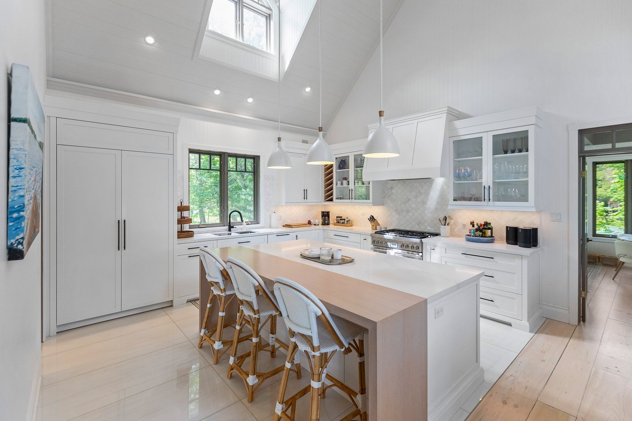 Rosseau Road 1