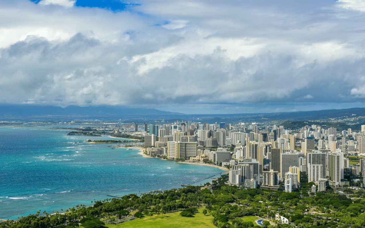 The Honolulu Apartment Building Market: What Owners and Investors Need to Know Right Now cover