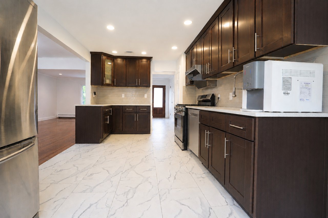 62 Stuart Drive