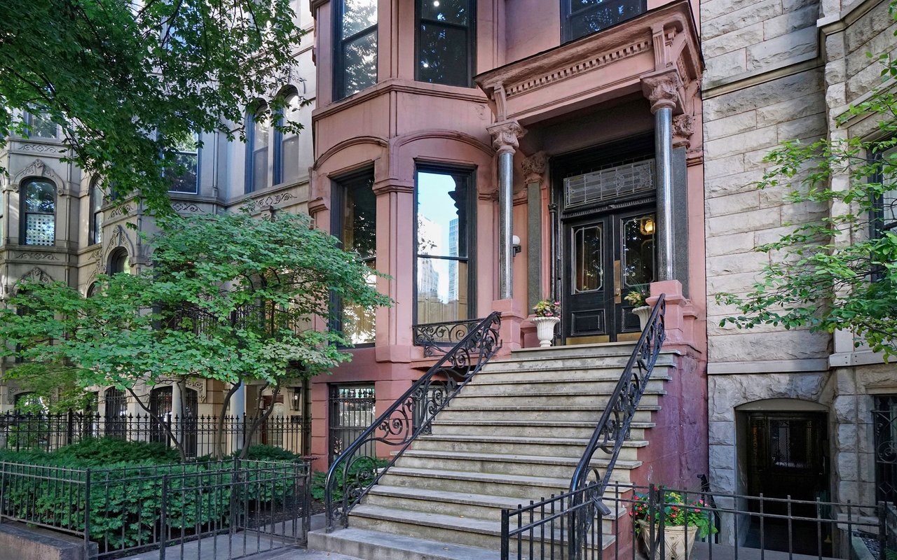 West Lakeview