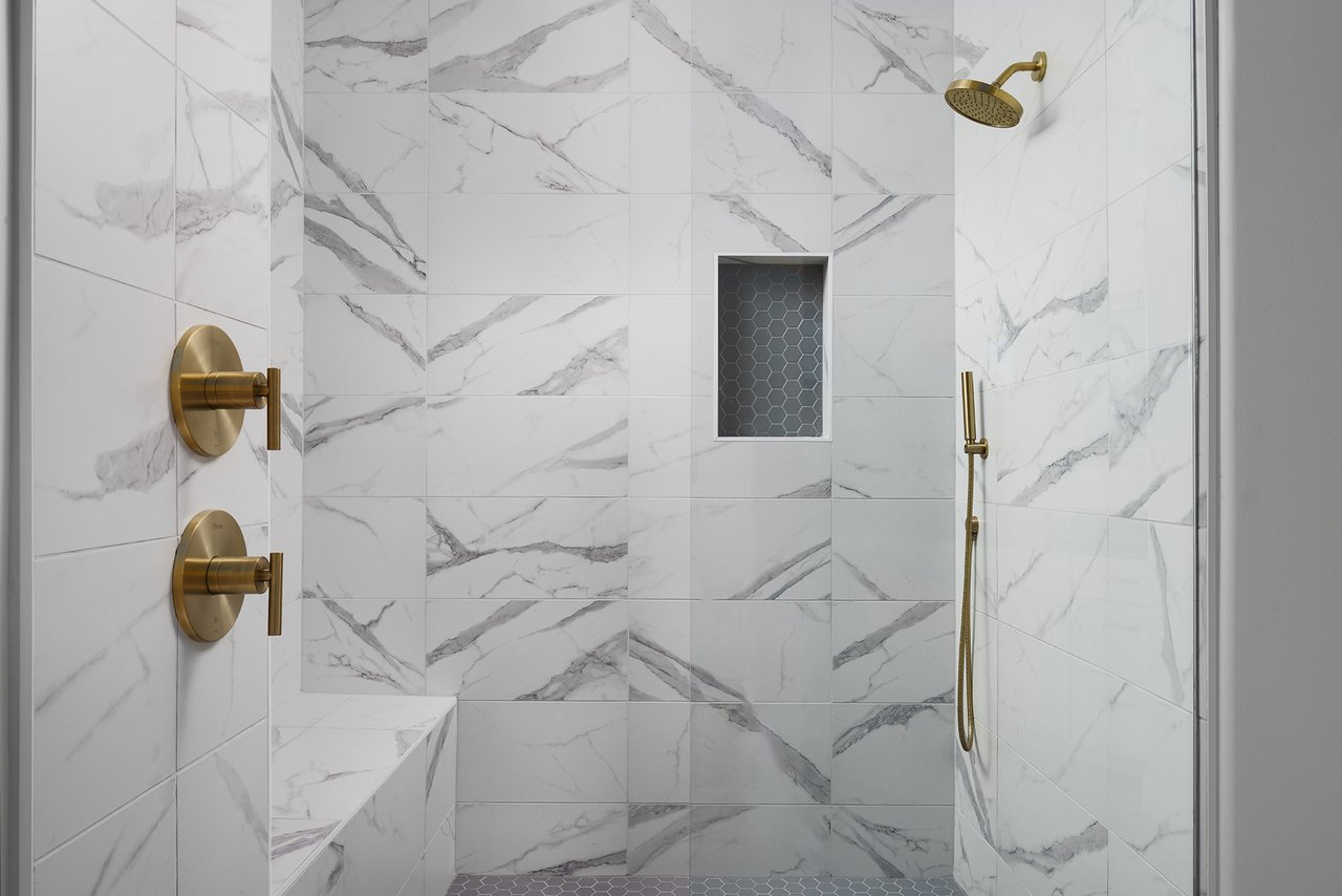 6718 E SAN JUAN Avenue