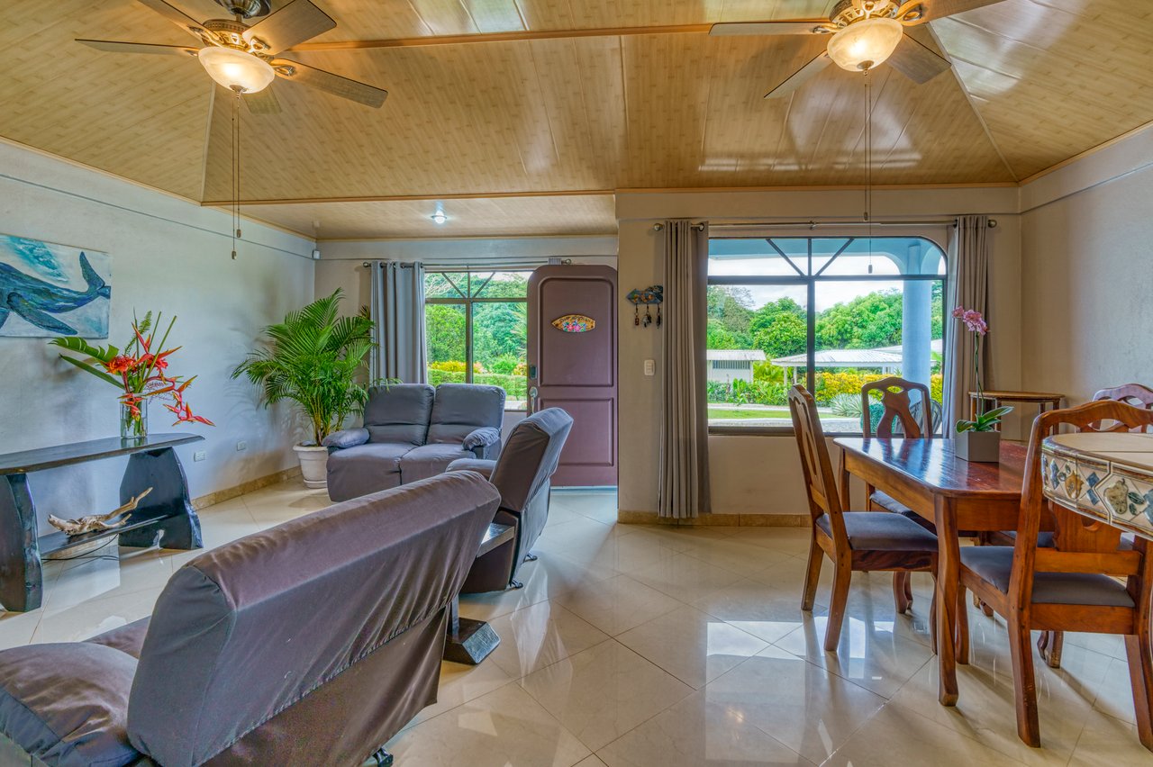 Casa Colibri - Easy Access, Beautiful, Private Lot