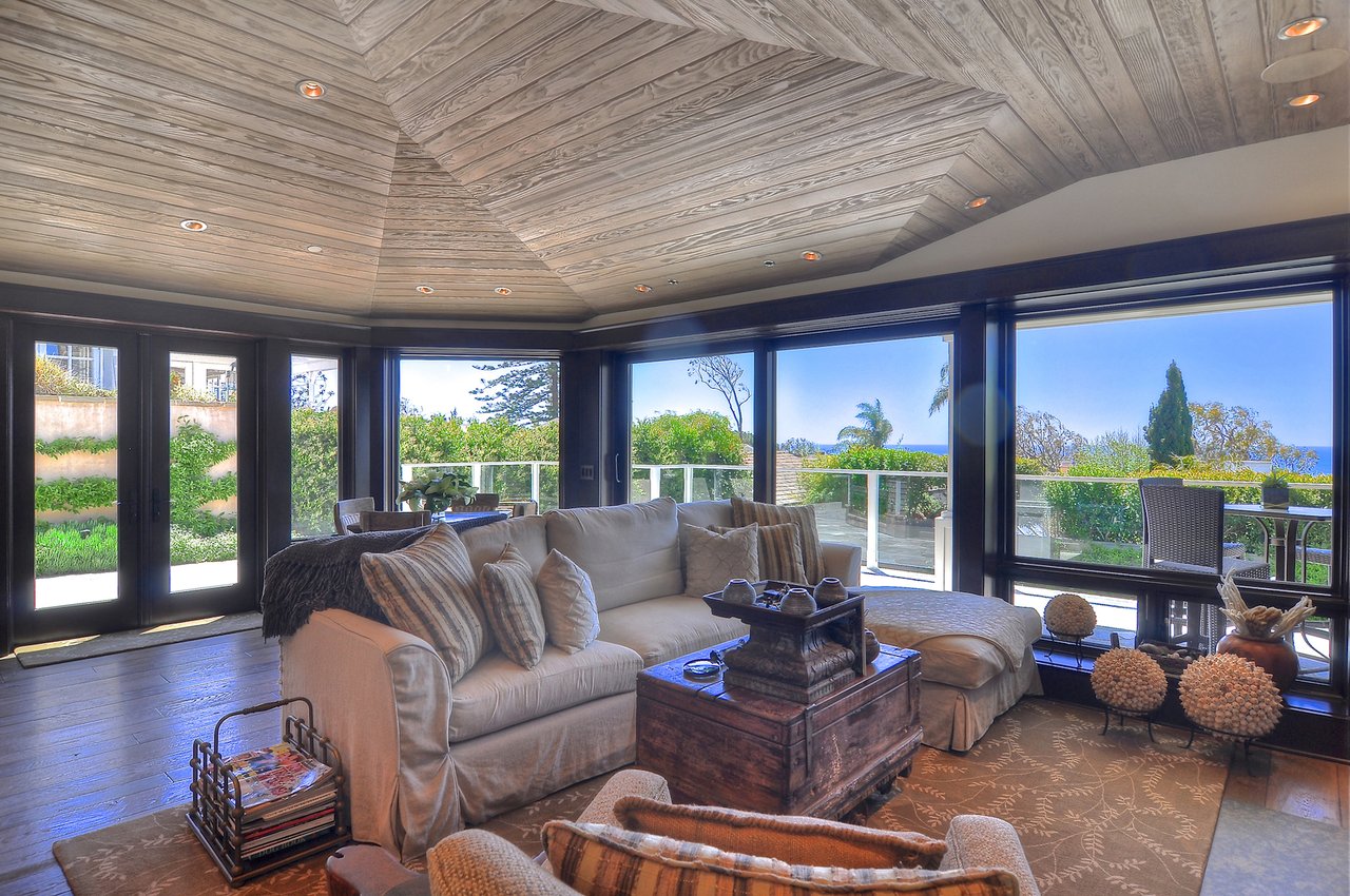 8 N Encino