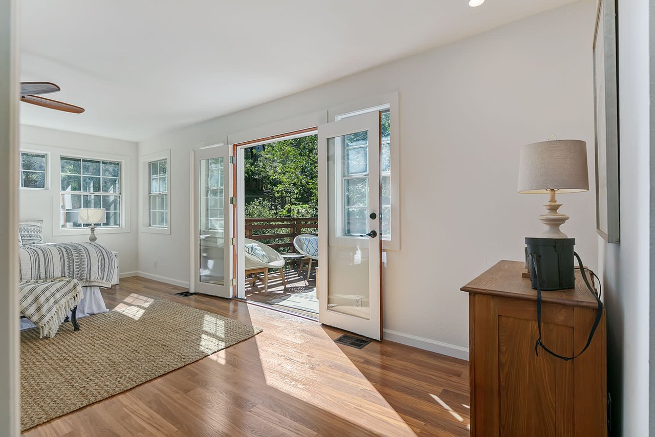 7 Crescent Lane, Fairfax