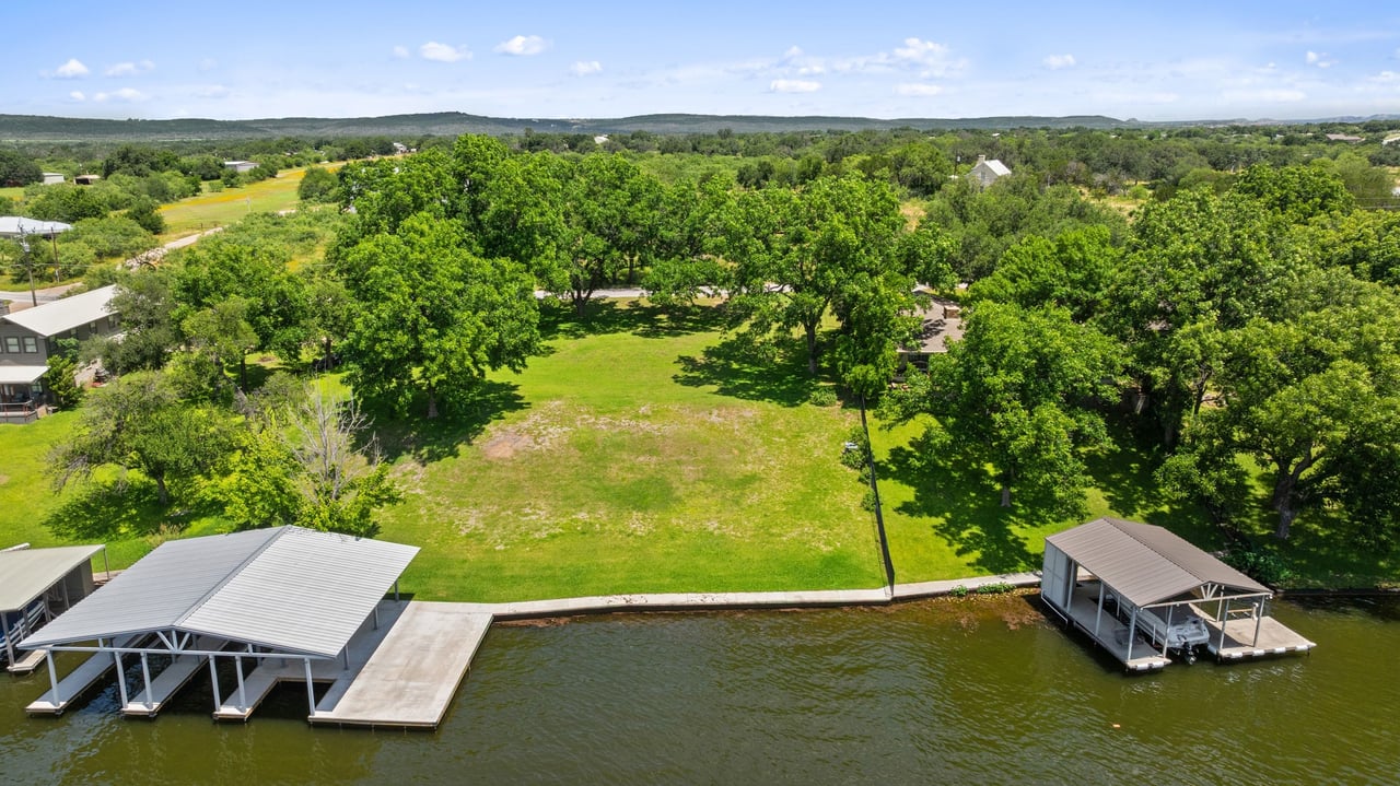 1514 Williams Lakeshore