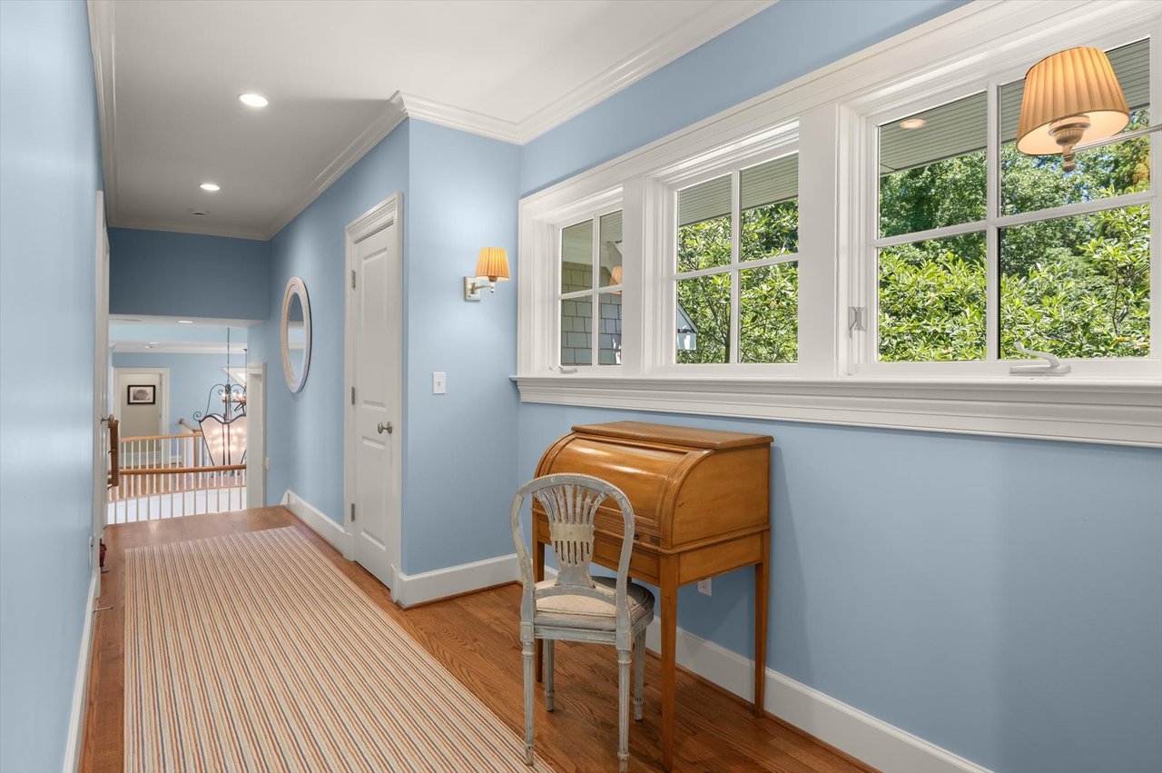 654 Round Hill Road