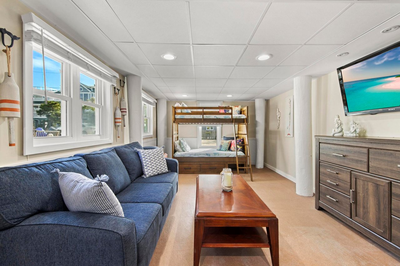 1039A Long Beach Blvd, North Beach