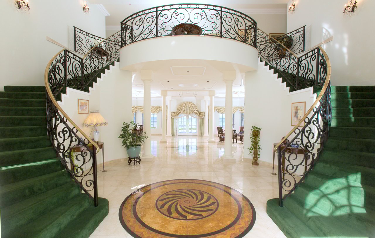 Beach Front Property With Spectacular Views of the Northern Caribbean Sea