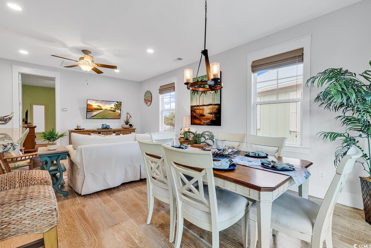 820 Madiera Dr. Unit: 14
