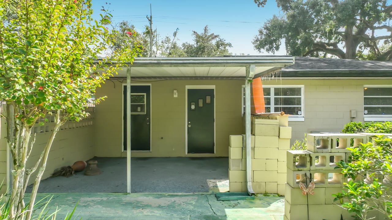 Colonialtown 3-Bedroom 1.5-Bathroom Home with Terrazo Floors