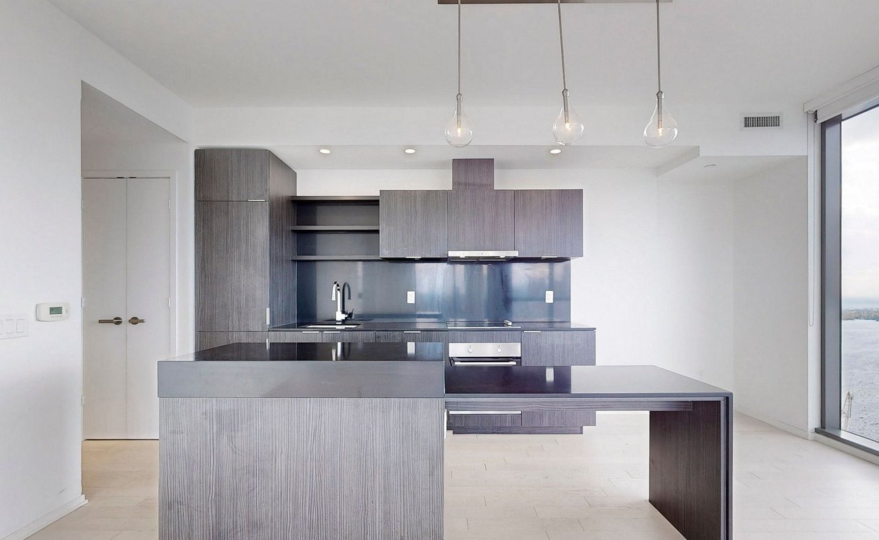 16 Bonnycastle Street Unit: 4202 