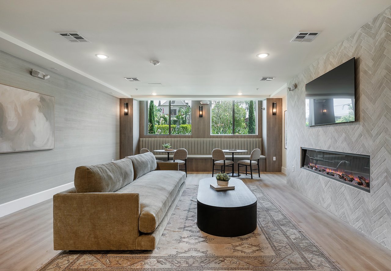 Paseo Living || 1303 S Orange Grove Avenue