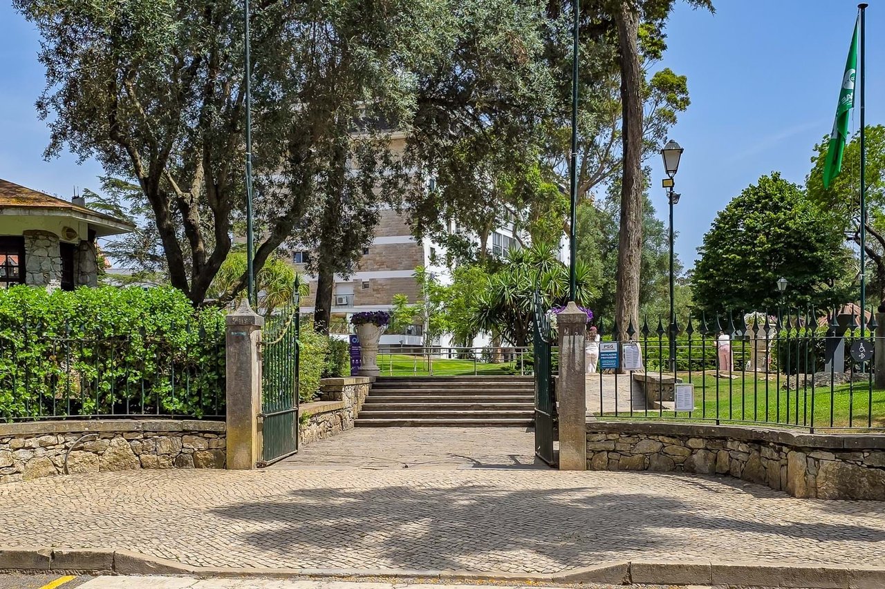 Trophy 5+2 Bedrooms Villa in Gandarinha,  Cascais’ Crown Jewel of Discrete Luxury and Sustainability