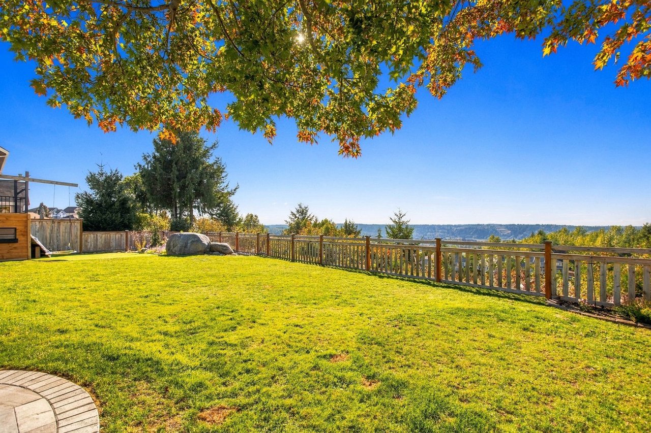 Sky Island Lifestyle Sweeping Valley Views