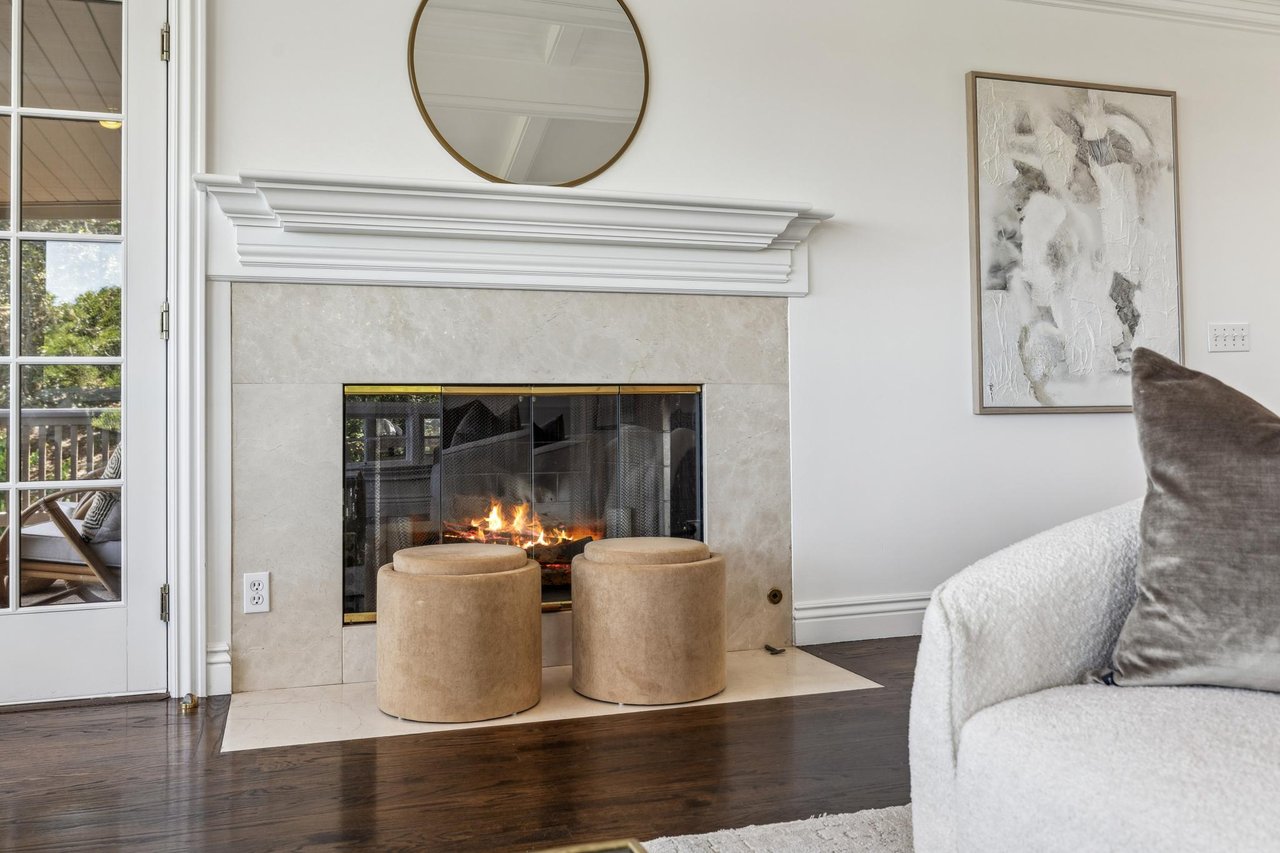 138 Bolivar LN